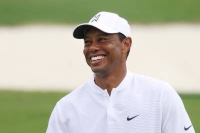 Tiger Woods Poses With Ill Fan In First Public Appearance Following Car Crash - etcanada.com - California - county Luna