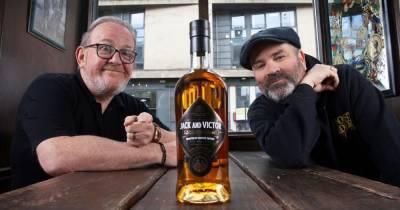 Still Games' Jack and Victor launch first batch of limited edition whisky for 48 hours - www.dailyrecord.co.uk