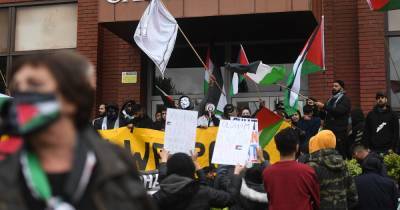Protesters return to Oldham factory and vow to keep pressure on military tech firm - www.manchestereveningnews.co.uk - county Oldham - Israel - Palestine