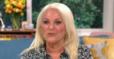 Daytime TV star Vanessa Feltz urges This Morning viewers to be aware of the rise in scam texts and calls - www.dailyrecord.co.uk