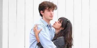 Camila Cabello & Shawn Mendes Embrace After a Meal With Friends in West Hollywood - www.justjared.com - city Havana