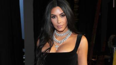 Kim Kardashian Reveals She Did Not Pass First Year Law Student Exam - www.etonline.com