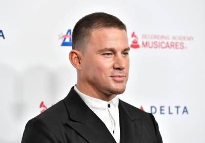 Channing Tatum Posts Nude Selfie From ‘Lost City Of D’ Set — And It’s Major ‘Magic Mike’ Vibes - etcanada.com - city Lost