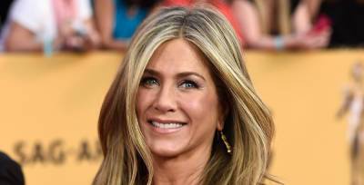 Jennifer Aniston Loves This $14 Hydrating Facial! - www.justjared.com - Hollywood