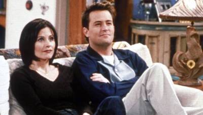 ‘Friends’ Stars On-Screen Lovers Matthew Perry Courteney Cox Are Cousins, Genealogists Say - hollywoodlife.com