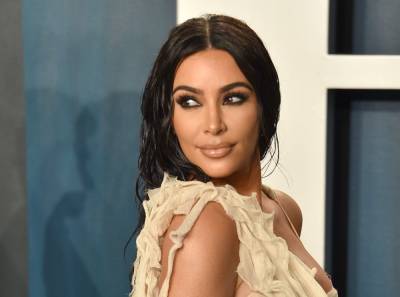 Kim Kardashian Denies Ever Hooking Up With Travis Barker: ‘False Narrative’ - etcanada.com