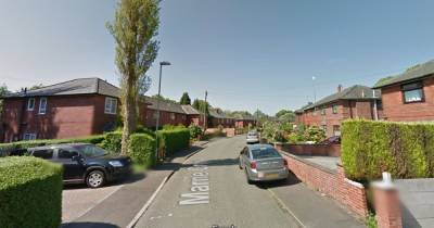 Police appeal after car set on fire and house damaged by gang of men in Rochdale - www.manchestereveningnews.co.uk
