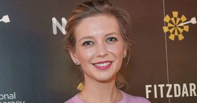 Rachel Riley shows a hint of her blossoming baby bump in stunning new picture - www.msn.com