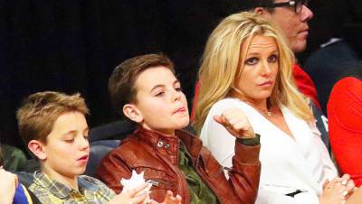 Britney Spears Reminisces About Being A ‘Young Mom’ After Having Sons At 24 25 - hollywoodlife.com - Indiana - county Preston