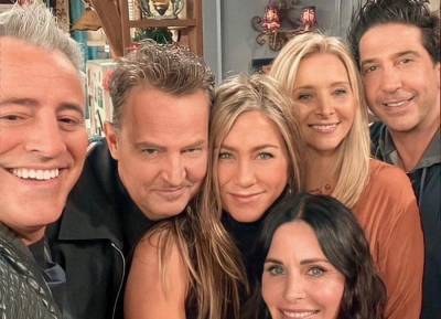 Friends fans are full of emotions as reunion day finally arrives - evoke.ie