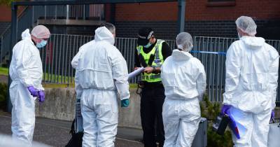 Neighbours heard sirens before cops smashed down door of Renfrew flat where woman's body was found - www.dailyrecord.co.uk
