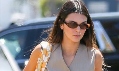 Kendall Jenner runs errands in the perfect business causal look for summer - us.hola.com - Los Angeles