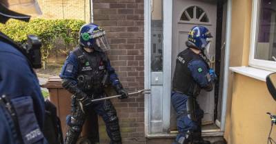 Dawn raids in Stockport uncover £12,000 in cash and 'quantity of drugs' - www.manchestereveningnews.co.uk - Manchester