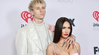 Machine Gun Kelly Shows Off Super Long Nails on Red Carpet With Megan Fox at 2021 iHeart Radio Awards - www.etonline.com