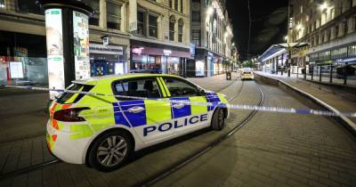 BREAKING: Three men stabbed after 'fight with knives' in Piccadilly Gardens - www.manchestereveningnews.co.uk - Manchester