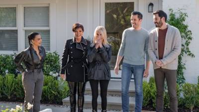 Kim Kardashian and Kris Jenner Help Renovate Friend's Home After Tragic Losses on 'Celebrity IOU' (Exclusive) - www.etonline.com