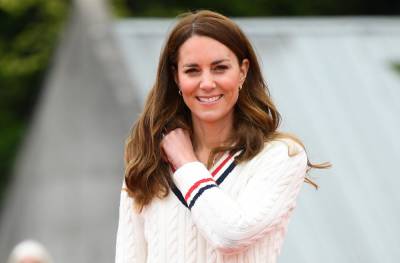 Kate Middleton Receives First Dose Of COVID-19 Vaccine - etcanada.com - Scotland
