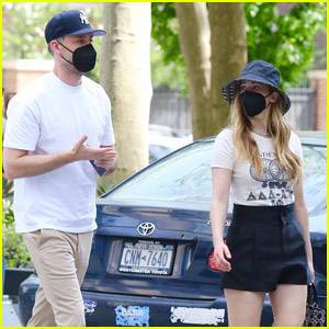 Jennifer Lawrence - Jennifer Lawrence Sports a Bucket Hat While Out to Lunch with Hubby Cooke Maroney - justjared.com - New York - city Lawrence - county Cooke