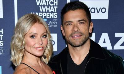 Kelly Ripa wows in gorgeous swimsuit for sun-soaked anniversary selfie with Mark Consuelos - hellomagazine.com
