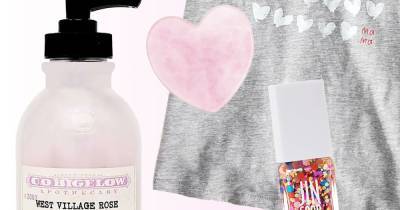 Mother’s Day Gift Guide 2021: Beauty and Fashion Gifts the Mother Figure in Your Life Will Love - www.usmagazine.com