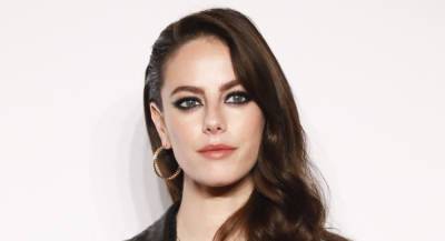 Kaya Scodelario Revealed What This 'Notoriously Difficult Director' Did to Her & Another Actress - www.justjared.com - Britain