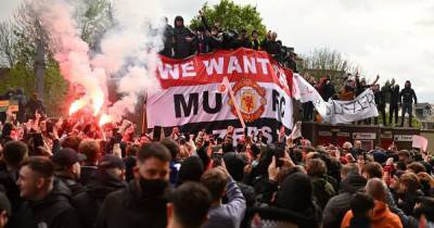 Labour leader Sir Keir Starmer and London Mayor Sadiq Khan condemn 'unacceptable' acts by Manchester United fans during Old Trafford protests - www.manchestereveningnews.co.uk - Manchester
