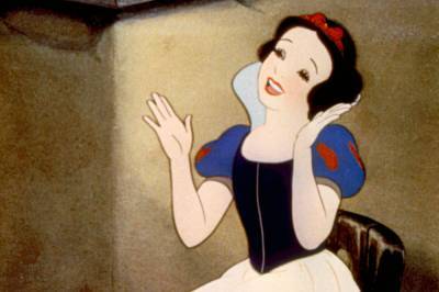 Disneyland Criticized For Snow White Ride Featuring Prince’s Non-Consensual Kiss - etcanada.com - California