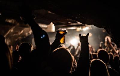 US promoter is charging unvaccinated fans $1,000 for ticket to upcoming punk show - www.nme.com - USA - Florida