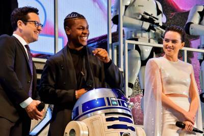 John Boyega Is ‘Open To The Conversation’ Of Returning To ‘Star Wars’ - etcanada.com