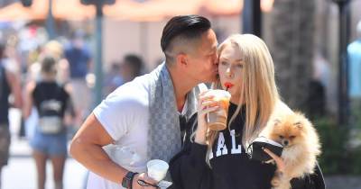 Courtney Stodden Is Engaged to Chris Cheng: See the Huge Ring - www.usmagazine.com