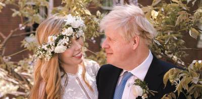 U.K. Prime Minister Boris Johnson Marries Carrie Symonds in Surprise Ceremony - www.justjared.com - Britain - London