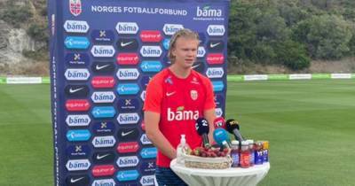 Erling Haaland responds to question about his future amid Manchester United and Man City transfer interest - www.manchestereveningnews.co.uk - Manchester - Norway