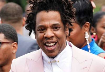 Jay-Z couldn’t swim until his 40s and started lessons for the sweetest reason - www.msn.com
