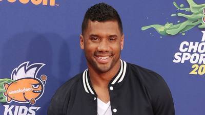 Russell Wilson Shares Hilarious Video After Getting His Wisdom Teeth Out - www.etonline.com - Seattle