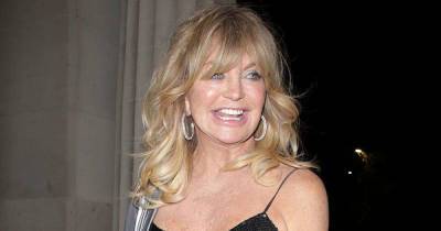 Goldie Hawn shares glimpse inside stylish living room for important message - www.msn.com