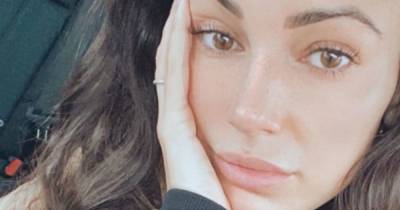 Michelle Keegan laments the UK's dreary weather as she shares 'fed up' make-up free selfie - www.ok.co.uk - Britain - Los Angeles