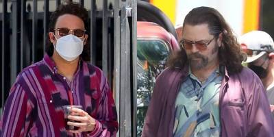 Nick Offerman & Seth Rogen Are Sporting Super Cool 90s Fashion On The Set of 'Pam & Tommy' - www.justjared.com