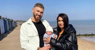 Jake Quickenden reveals girlfriend Sophie was told to ‘drown your baby’ in horrific trolling against son Leo - www.ok.co.uk