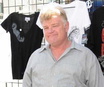‘Storage Wars’ Star Dan Dotson Nearly Had His Finger Bitten Off By One Of His French Bulldogs - etcanada.com - France - USA