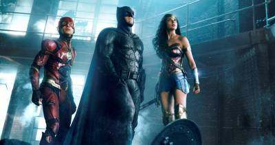 Zack Snyder’s Justice League secures second week at Number 1 on the Official Film Chart - www.officialcharts.com - Britain