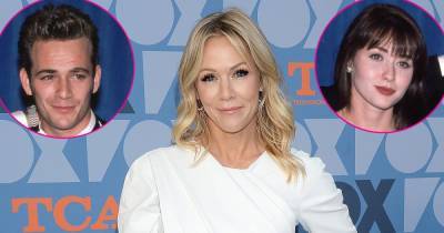 Jennie Garth Is ‘Nervous’ to Revisit Dylan, Kelly and Brenda’s ‘Beverly Hills, 90210’ Love Triangle - www.usmagazine.com - Taylor - county Walsh