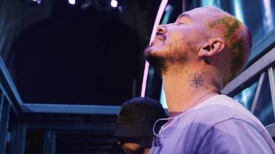 J Balvin's 'The Boy From Medellin' Portrays the Colombian Singer's Rise to Fame and a Country in Crisis - www.etonline.com - Mexico - Colombia