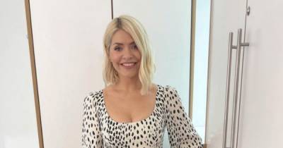 Holly Willoughby cracks up over 'demonic' chihuahua as it's compared to a 'haunted Victorian child' - www.ok.co.uk