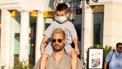 Scott Disick Carries Son Reign, 6, On His Shoulders While Running Errands In Calabasas — Pic - hollywoodlife.com