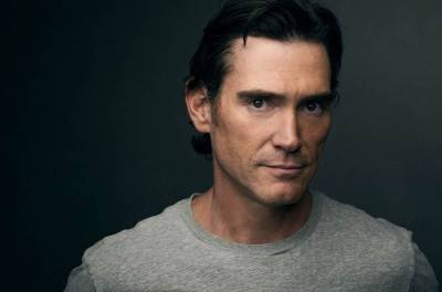 Billy Crudup To Star In ‘Hello Tomorrow!’ Dramedy Series Ordered By Apple TV+ From MRC Television - deadline.com