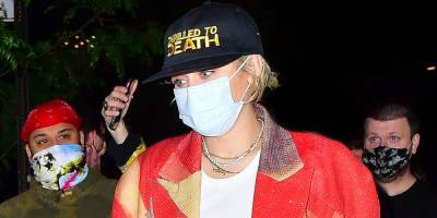 Miley Cyrus Is Red Hot While Arriving Back At Her Hotel After 'SNL' Rehearsals - www.justjared.com - New York