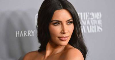 Kim Kardashian ditches her designer Yeezys for $60 Vans - www.msn.com