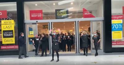 'A sad day for Wigan' - emotional scenes as shutters come down on Debenhams store for the final time - www.manchestereveningnews.co.uk - Centre