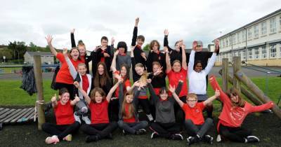 Primary 7s make a splash to bow out from school - www.dailyrecord.co.uk - Scotland