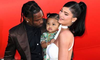 Stormi Webster has a water balloon fight with parents Kylie Jenner and Travis Scott - us.hola.com